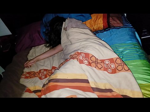 ❤️ Vicfilo kritikante sian junan duonpatrinon dum ŝi dormas. ❌ Seksofilmeto ĉe porno eo.kassa-standupbar.ru ❌️
